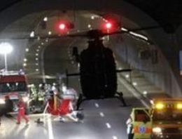 İsviçre'de otobüs kazası: 22'si çocuk 28 kişi öldü