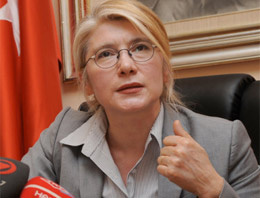 Hükümete 'şiddet' eleştirisi !