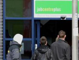 İngiltere'de işsiz sayısı 2,67 milyona yükseldi