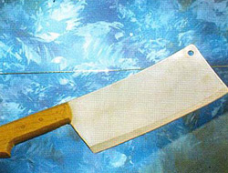 Polise satırlı saldırı!